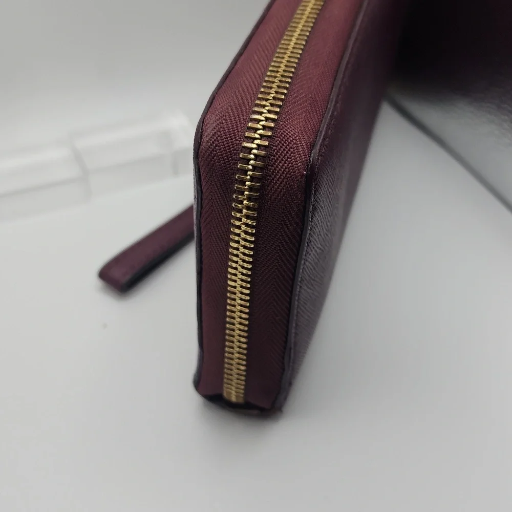 Michael Kors Large Continental Wallet Wristlet Leather, Bordeaux color Like New - Picture 6 of 11
